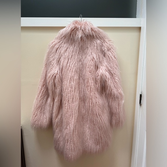 Guess pink fur shaggy coat - Picture 5 of 5